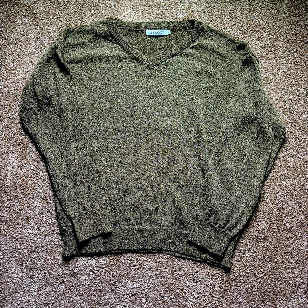 Women’s sweater